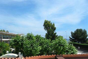 Le Relais D'agay Saint-Raphael (Var)